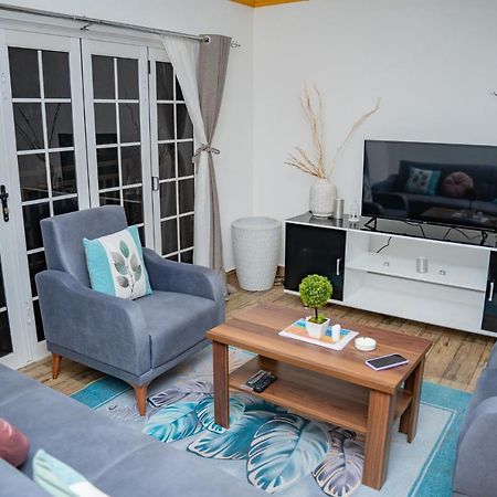 Paradise Breeze Apartment Misere Екстериор снимка