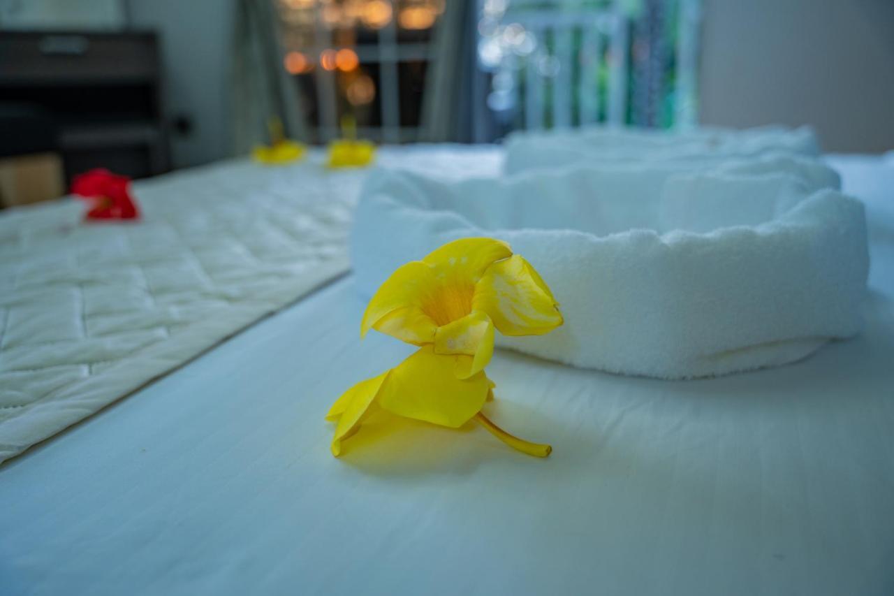 Paradise Breeze Apartment Misere Екстериор снимка