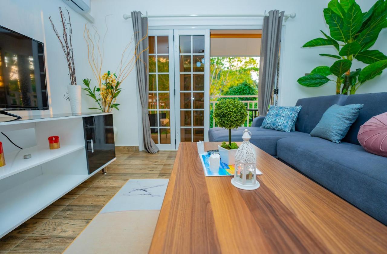 Paradise Breeze Apartment Misere Екстериор снимка