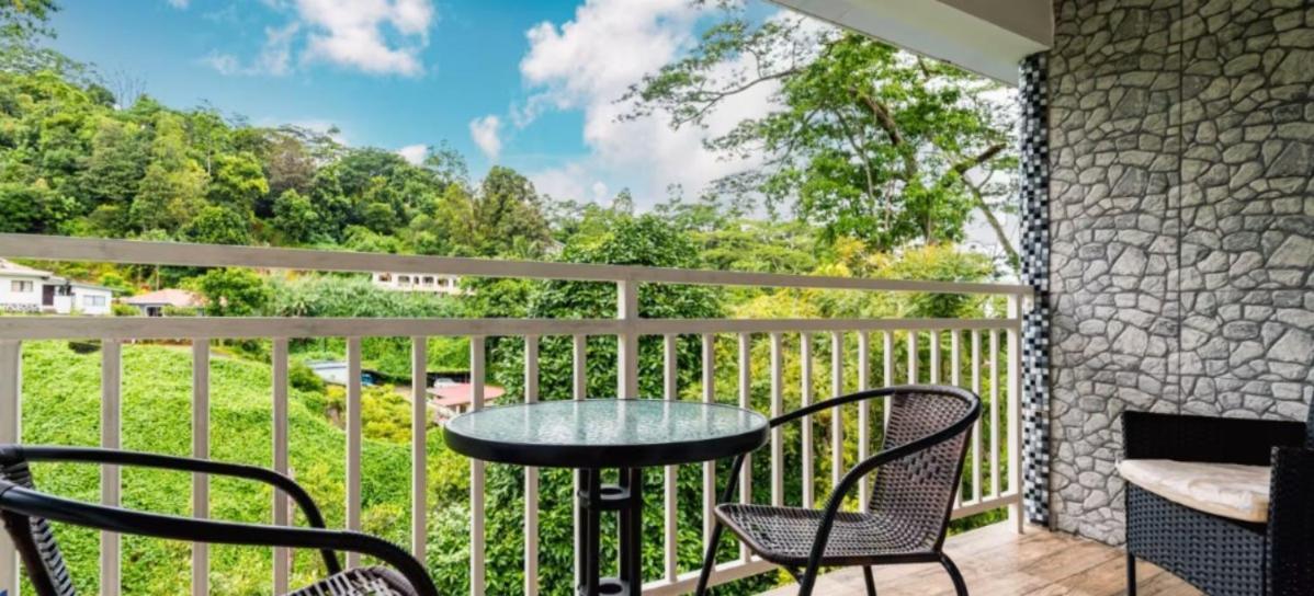 Paradise Breeze Apartment Misere Екстериор снимка