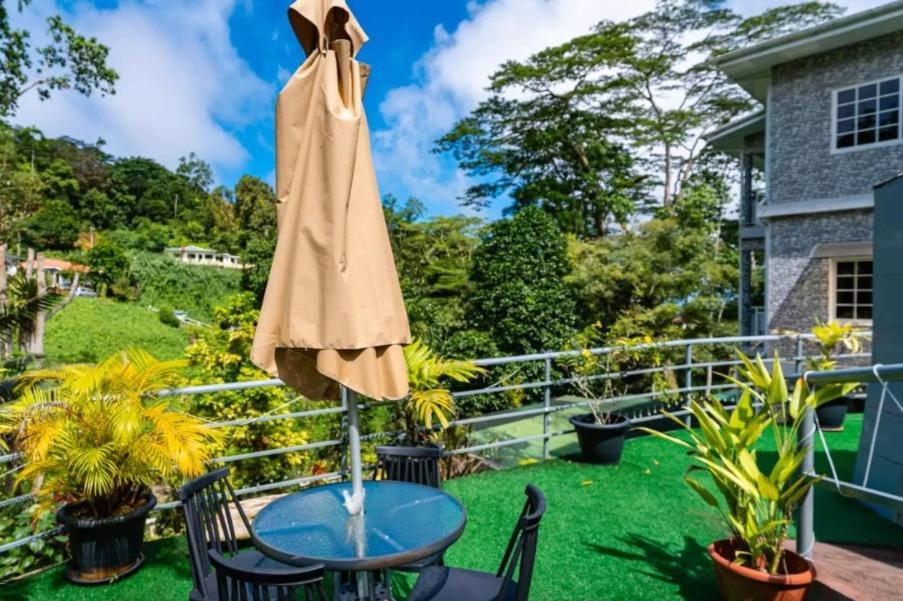 Paradise Breeze Apartment Misere Екстериор снимка